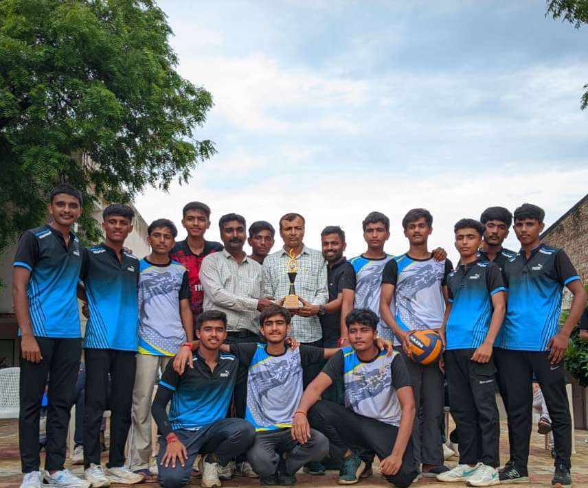 SGFI (સ્કૂલ ગેમ ફેડરેશન ઓફ ઇન્ડિયા ) જિલ્લા કક્ષાએ વોલીબોલ U-19 ભાઈઓ