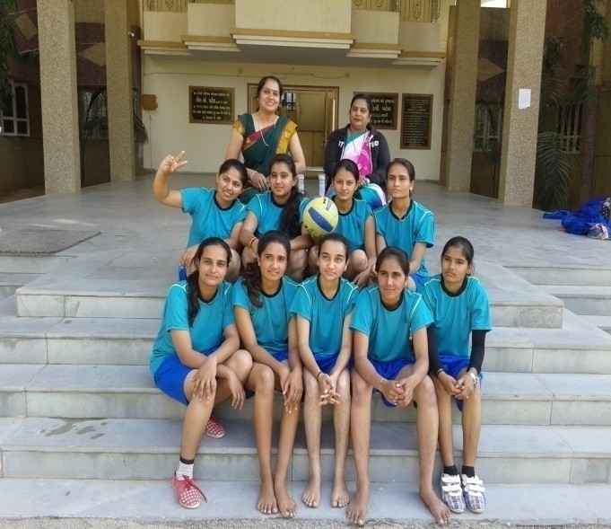 કૉલેજની ટીમે આંતર કૉલેજ સ્પર્ધામાં યોગાસન અને વોલીબોલ બંને માં ચેમ્પિયન અને કબડ્ડીમાં રનર્સ-અપ રહીને કોલેજનું ગૌરવ વધાર્યું.