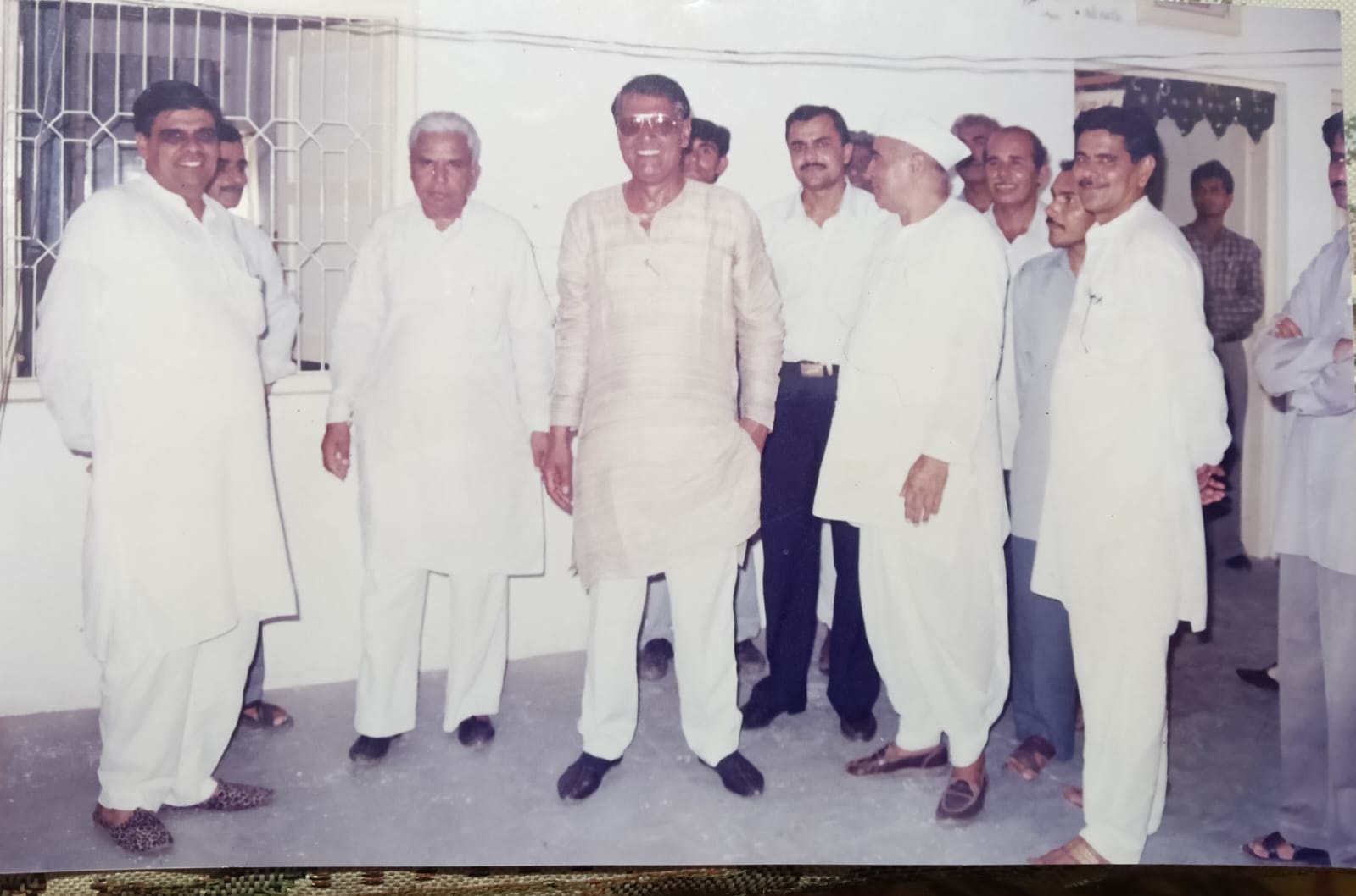 અમારા સારથીઓ-1