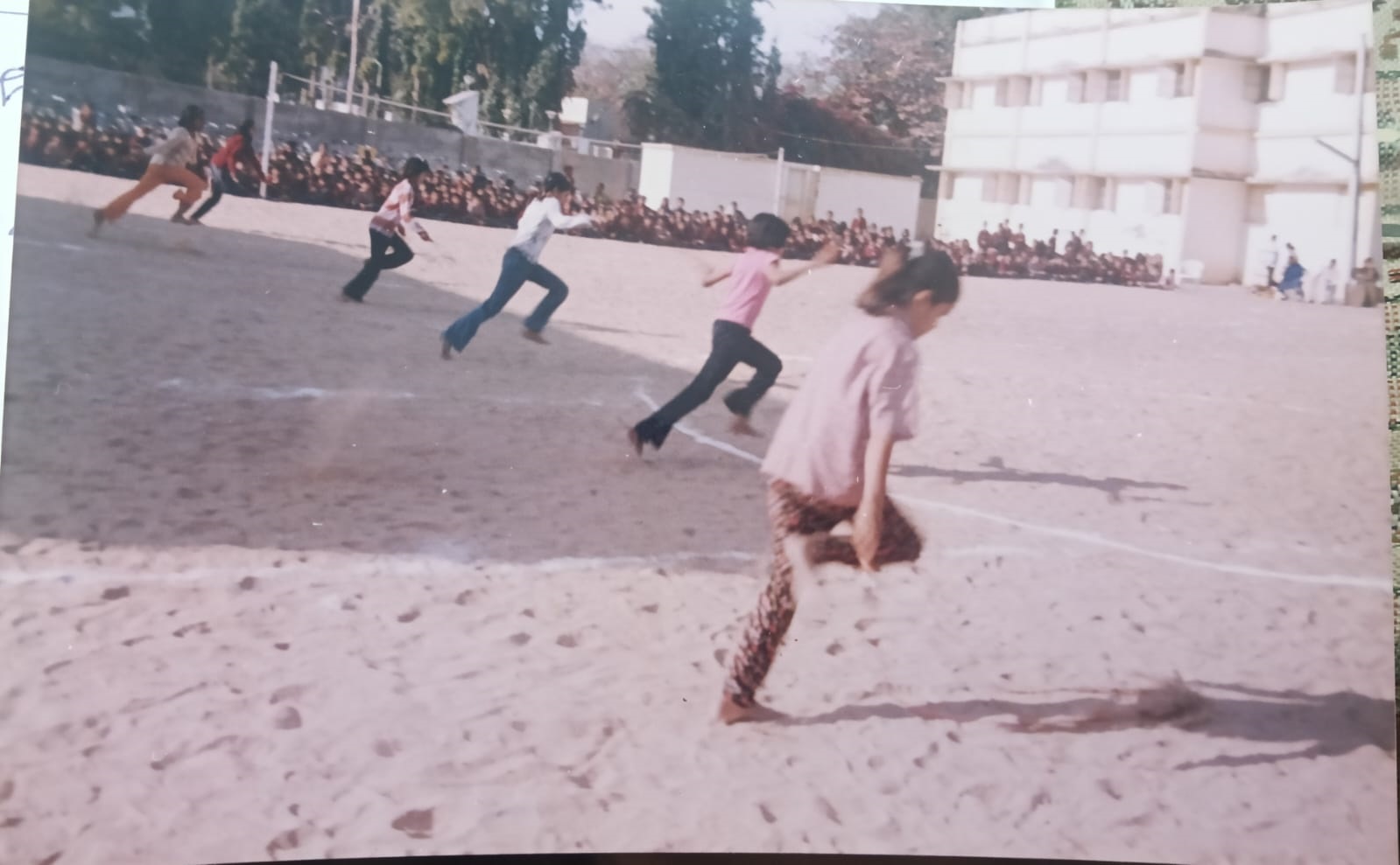 બાળ રમતોત્સવ સ્પર્ધા (બહેનો)