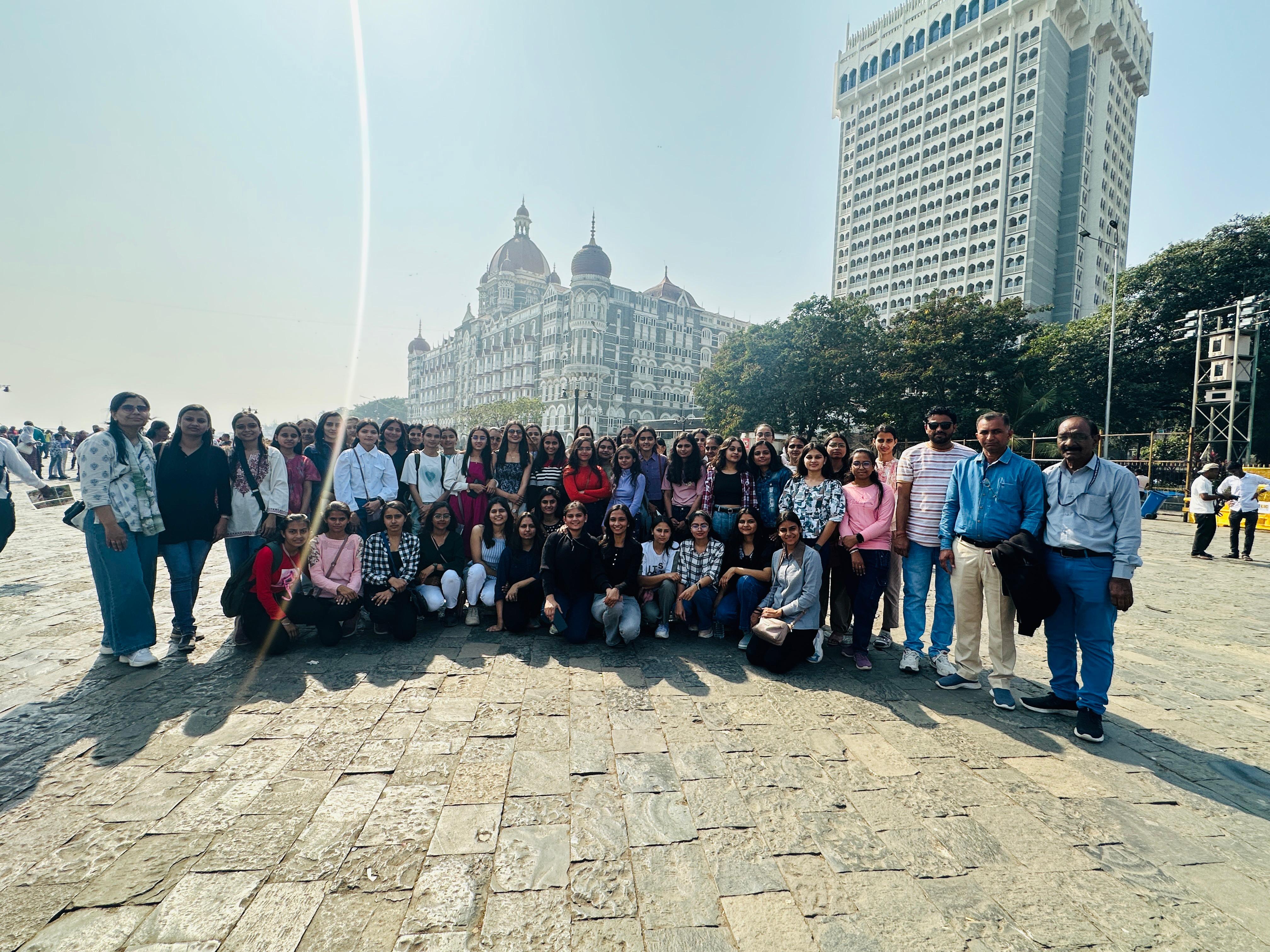 INDUSTRIAL TOUR-2025