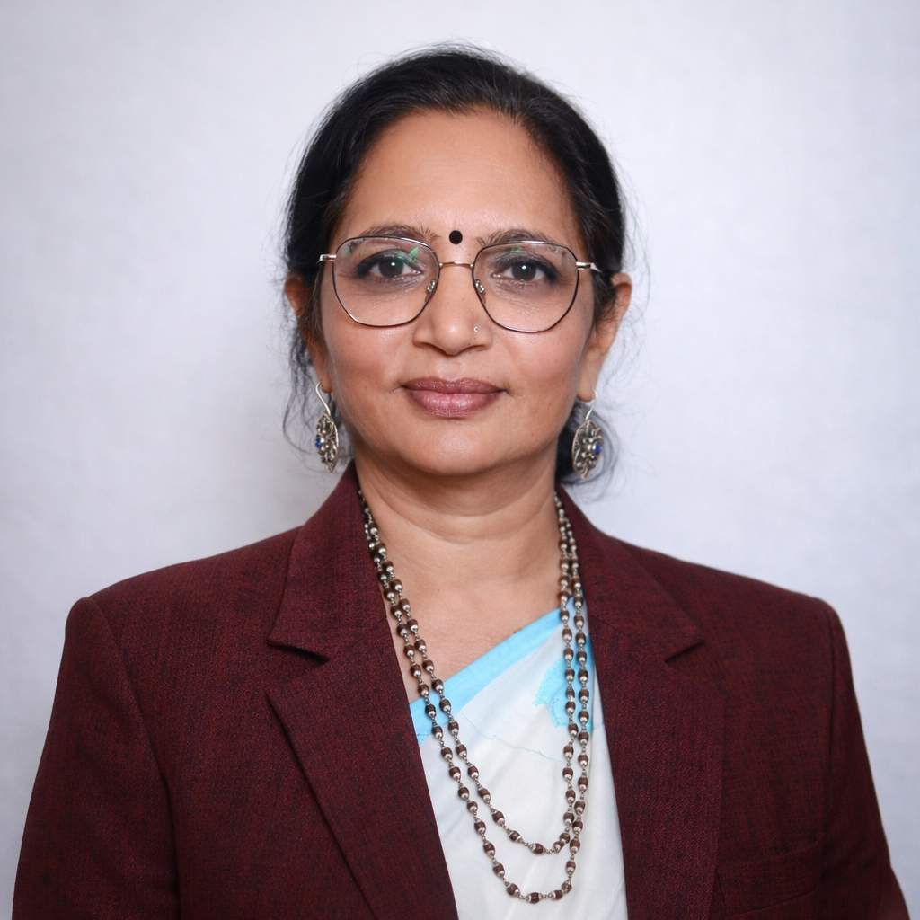 ડૉ. મનીષાબેન કે. પટેલ - ઇન ચાર્જ પ્રિન્સિપાલ