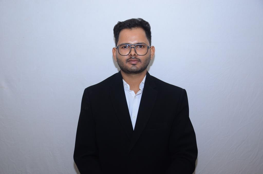 શ્રી. મહેન્દ્રા ચૌધરી