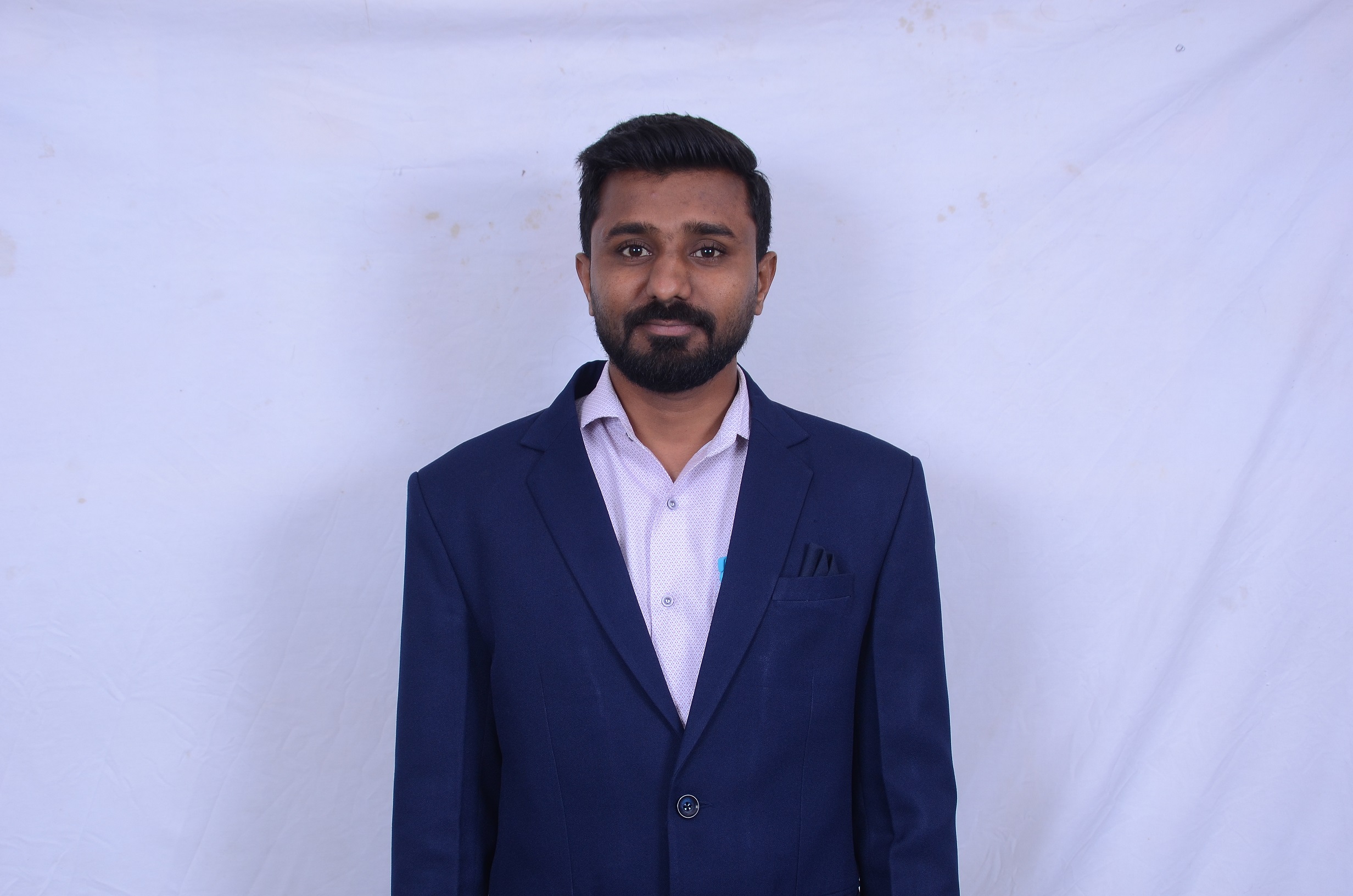 શ્રી દિલીપભાઈ ભીખાભાઈ ચૌહાણ