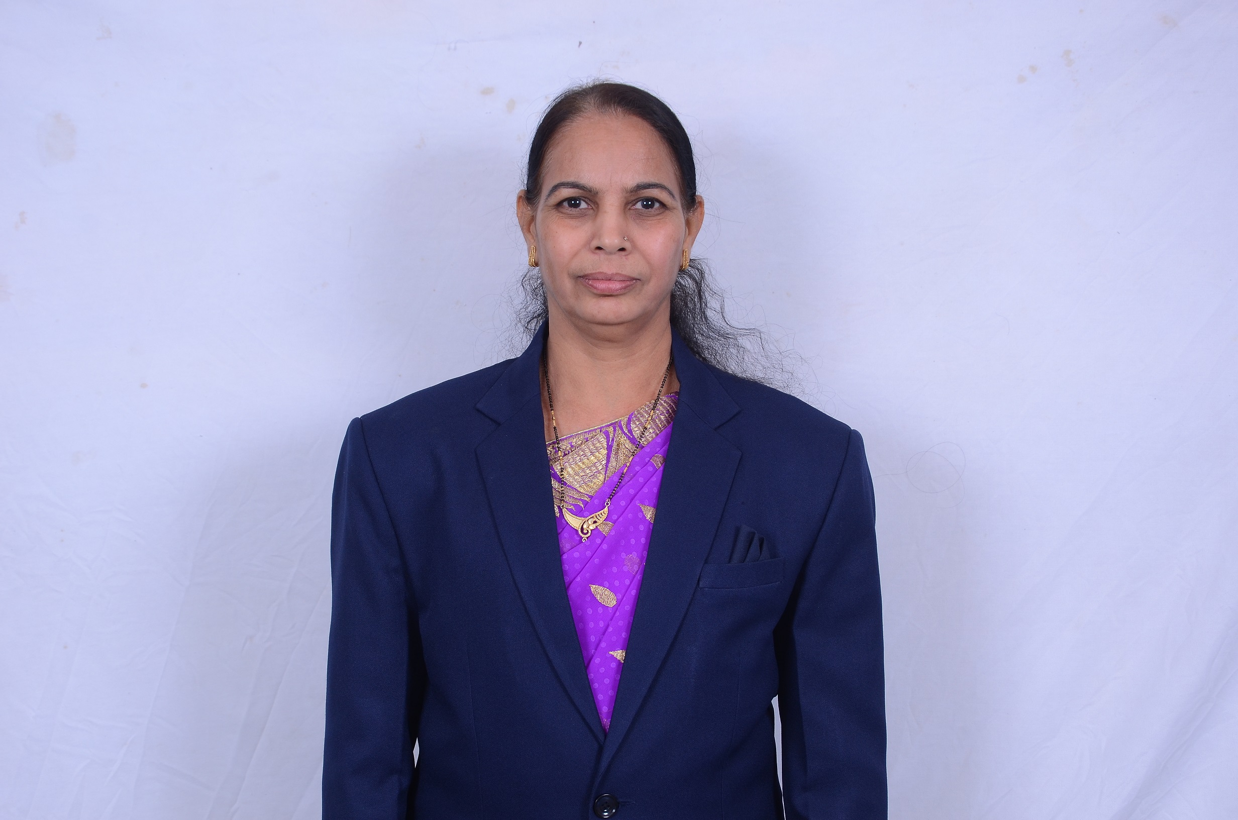 3.શ્રી અનિષાખાતુન ઈલિયાસલી મુખી