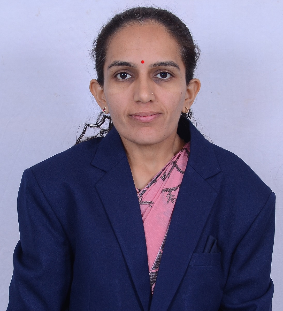 8.શ્રી નયનાબેન વિજયભાઈ  ભોળિયા