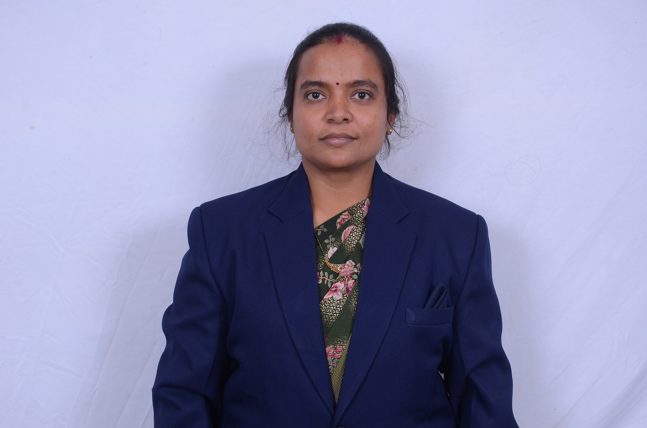 9.શ્રી મીનાબેન દિનેશકુમાર પ્રજાપતિ