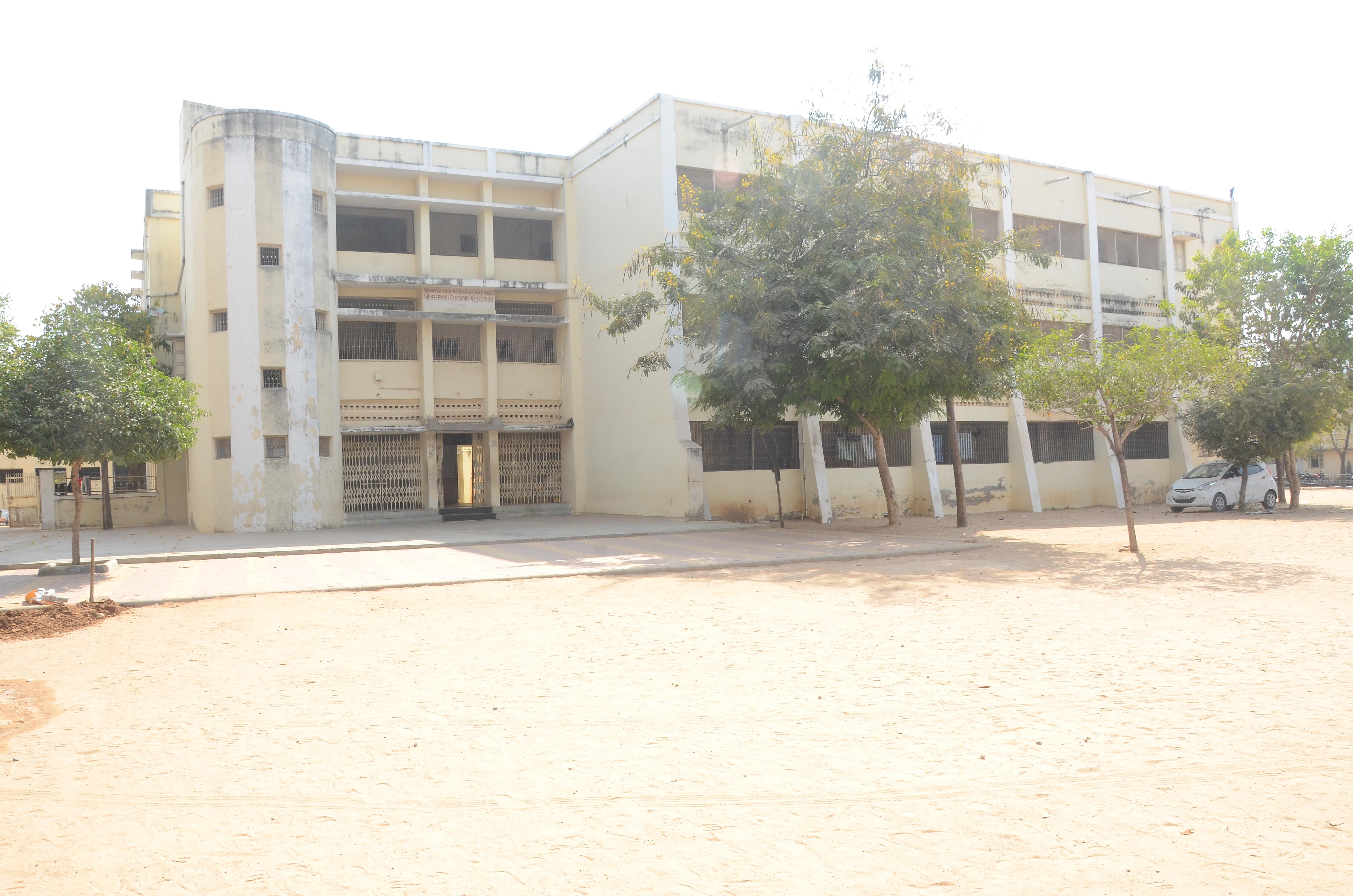 શ્રી સરદારભાઈ હેમરાજભાઈ પટેલ કુમાર છાત્રાલય -૧